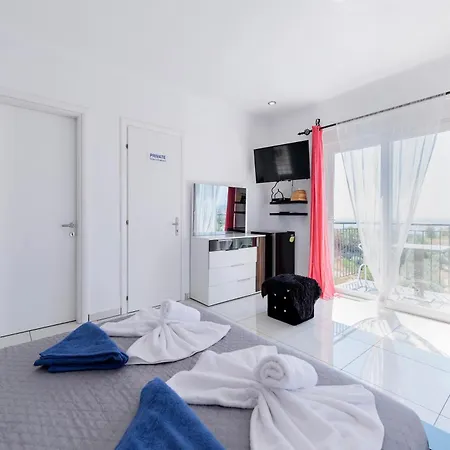 Diamond Villa *